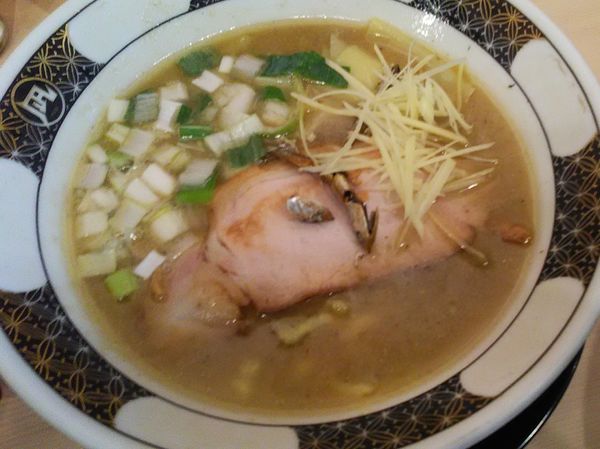 「すごい煮干ラーメン　塩」@すごい煮干ラーメン野毛 すし 釣りきんの写真