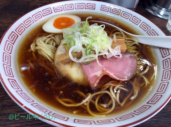 「醤油らぁ麺(800円)」@らぁ麺 大金星の写真