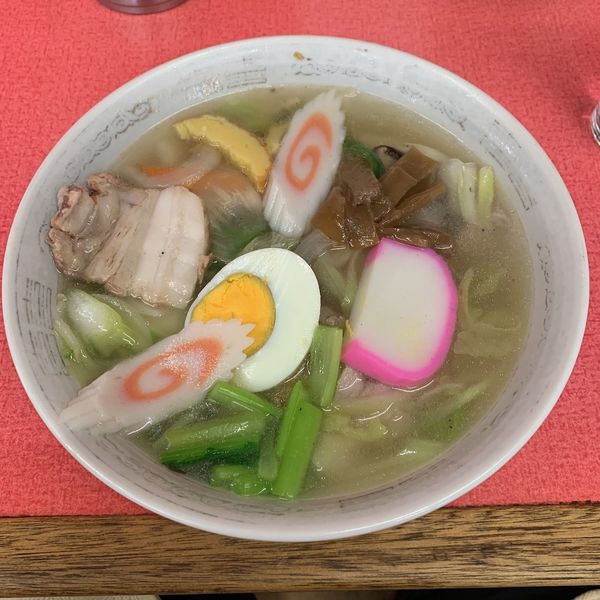 五目ワンタンメンとカレーライス