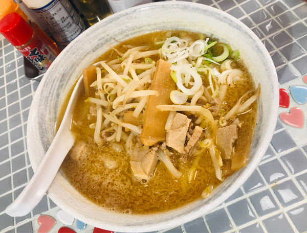 「味噌らーめん+半チャーハン」@札幌味噌らーめん 葵葉 一番町本店の写真