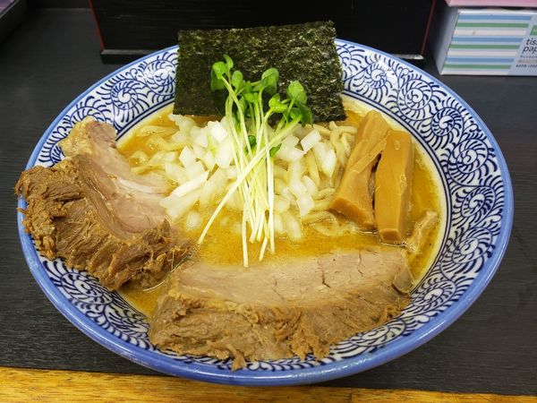 「らぁめん+チャーシュー1枚」@らぁめん 城ヶ崎の写真