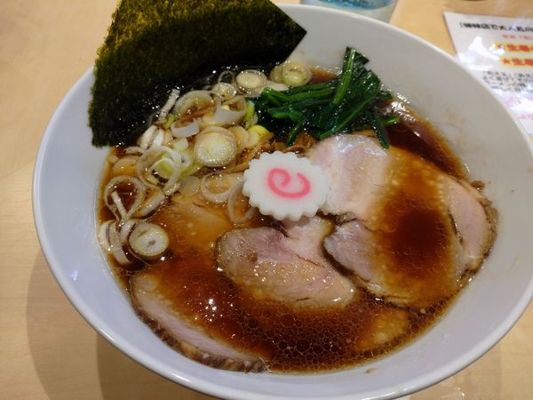 「醤油ラーメン（900円）」@中華そば 結。の写真