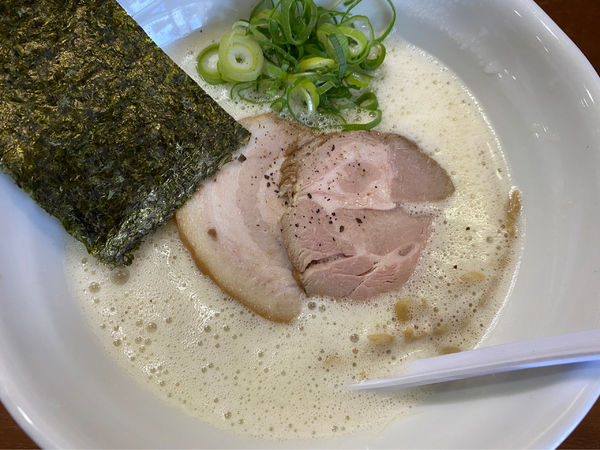 「塩ラーメン 鶏白湯」@DOG HOUSEの写真