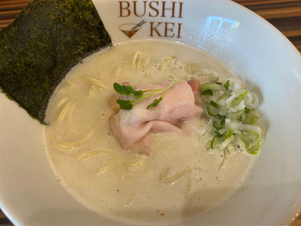 「鶏白湯」@BUSHIKEIの写真