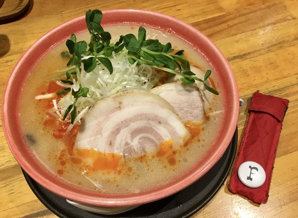「トマとん半熟煮玉子入り」@まんかい 天満橋店の写真