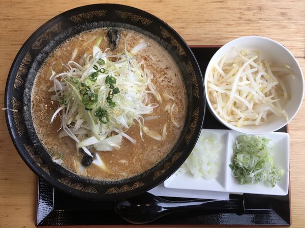「味噌ラーメン(690¥)」@優勝軒 日立店の写真