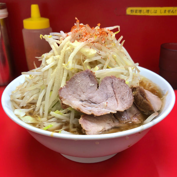 「小ラーメン700円 ヤサイマシcall(提供時)﻿」@ラーメン二郎 上野毛店の写真