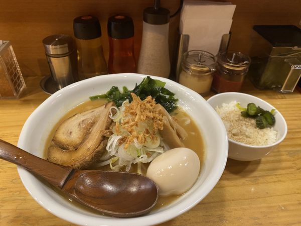 「濃厚味噌ラーメン」@麺屋うしまるの写真