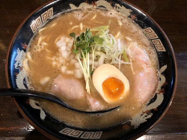 「魚豚骨ラーメン」@魚と豚と黒三兵の写真