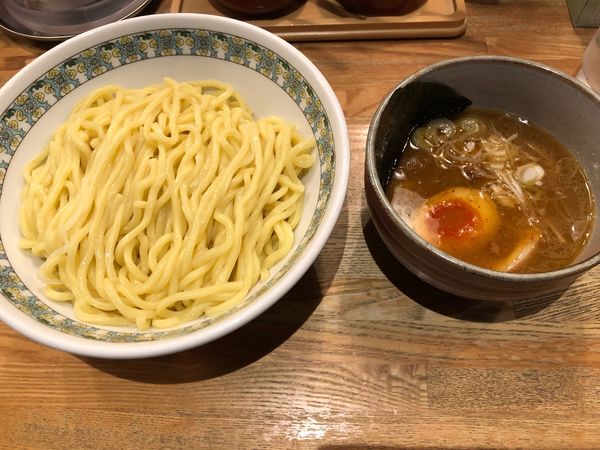 「つけ麺（中盛・あつもり）」@つけ麺屋 やすべえ 練馬店の写真