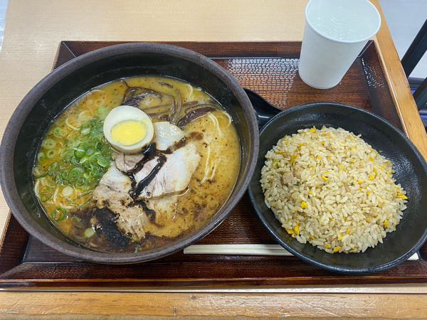「熊本ラーメン」@ラーメン くすのきの写真