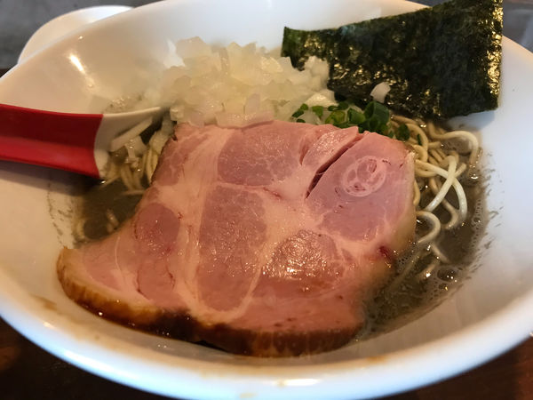 「煮干しそば（塩）刻み玉葱」@中華蕎麦 志の写真