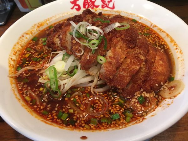 「排骨担々麺」@万豚記 ビーンズ武蔵中原店の写真