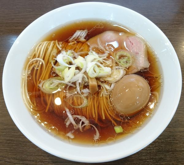 「【限定】豚そば(醤油)＋味玉」@中華そばイデタの写真