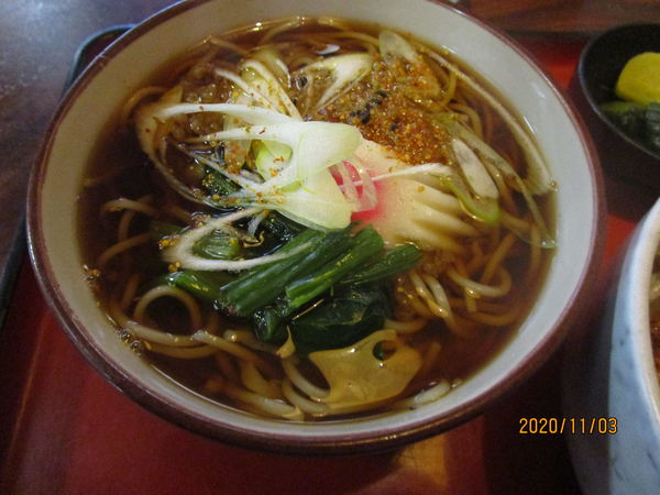 「半蕎麦とミニヒレカツ丼 750円」@寿美吉の写真