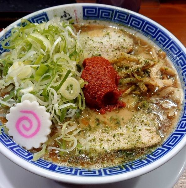 「からみそラーメン」@からみそラーメンふくろう 関店の写真