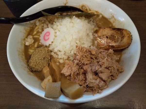 「濃厚狼煙ラーメン(ほぐし豚、玉ねぎマシ)」@狼煙 東大宮店の写真
