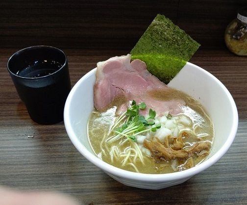 「濃厚煮干蕎麦　800円」@麺屋 煮干と鶏 ひんなの写真