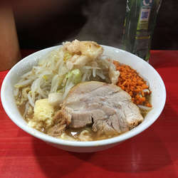 ラーメン小