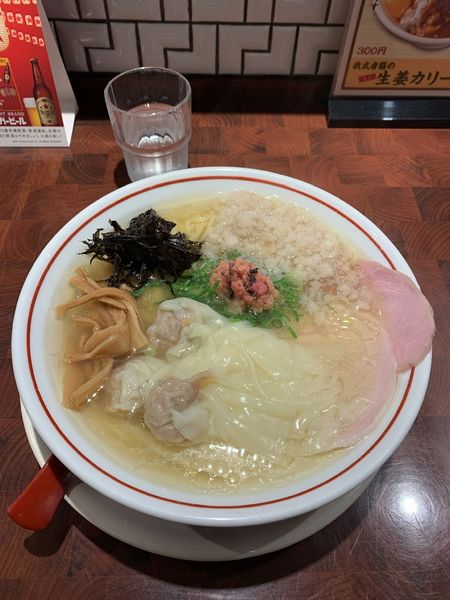 「【限定】背脂塩生姜ワンタン麺1000円」@生姜醤油専門 我武者羅 代々木店の写真