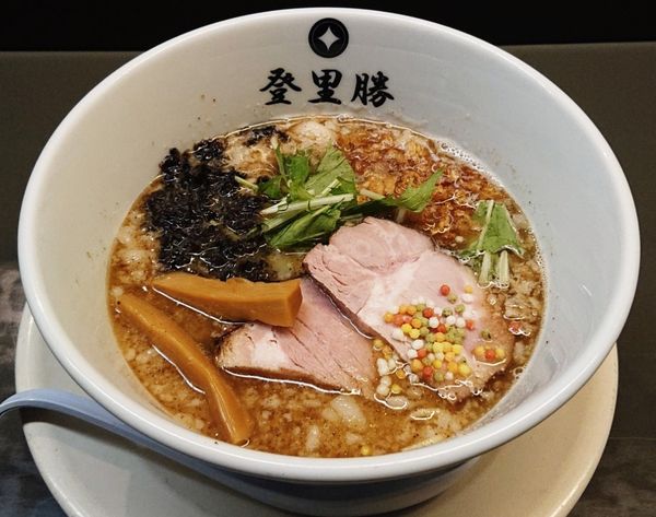 「背脂らーめん」@らぁめん登里勝の写真