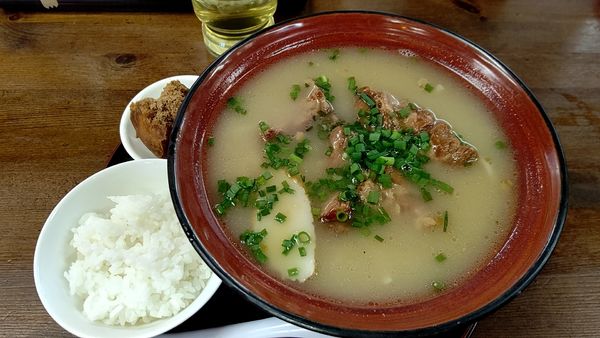 「ソーキそば　こってり　750円」@沖縄そば 南風の写真