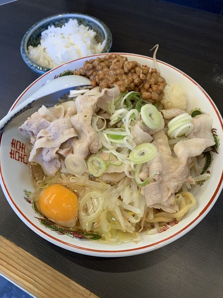 「スタミナラーメン 950円 納豆 100円」@メンショップ アキラの写真