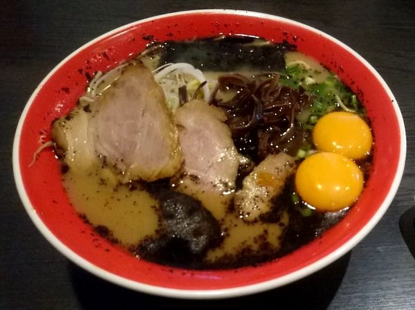「玉子入りラーメン」@黒亭 本店の写真