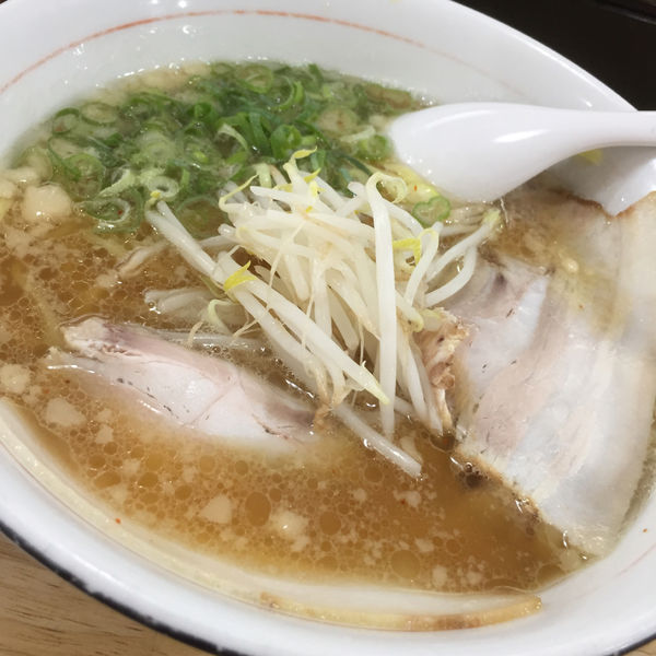 「背脂しょうゆラーメン」@虎龍馬の写真