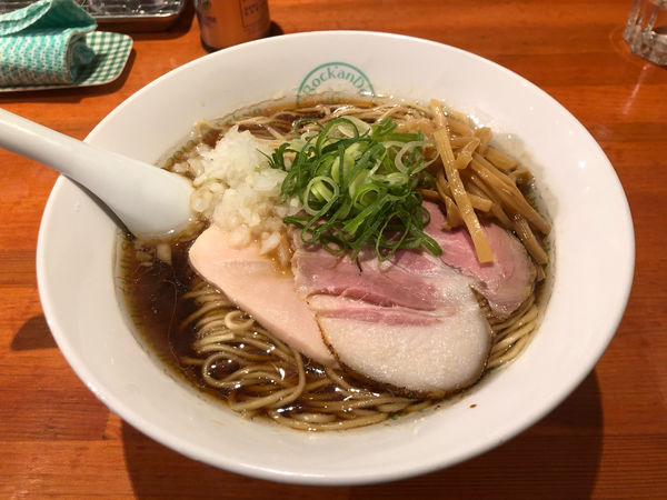 「らーめん(醤油)」@麺屋 六感堂 Rock'anDoの写真