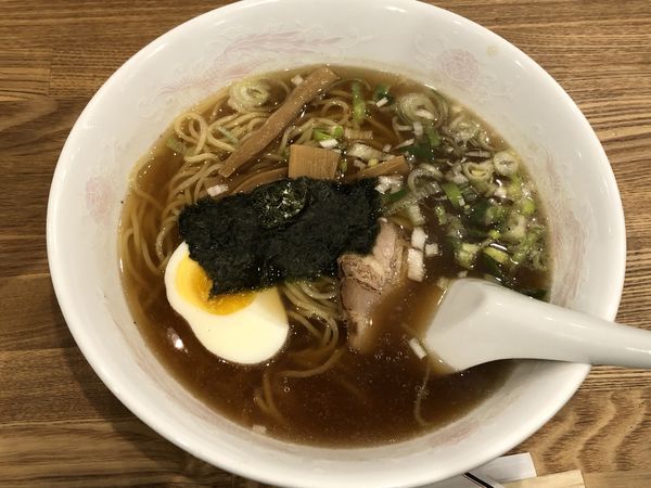 「ラーメン　￥５８０」@中華ダイニング 楽の写真