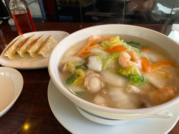 「海鮮餡掛けスープそば」@中華Dining&Bar 笑口房の写真