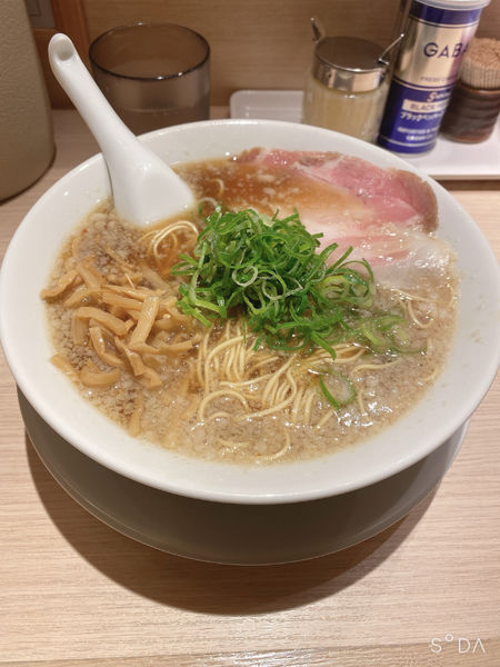 「熟成醤油ラーメン」@京都ラーメン 森井 明大前店の写真
