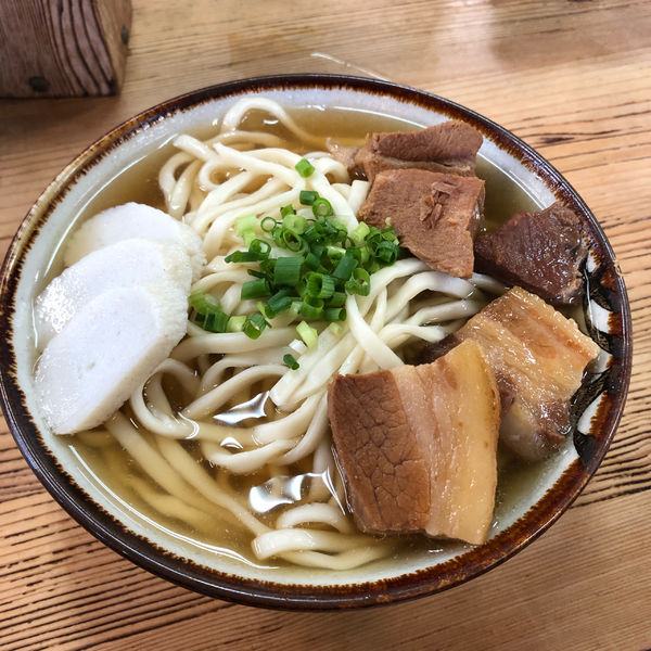 「岸本そば　特大」@きしもと食堂 八重岳店の写真