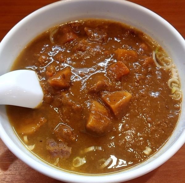 「カレーら～めん【火曜日限定】」@ピリ辛ラーメン SHIGEの写真