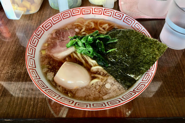 「中華そば 700円＋味玉 100円」@中華そば 魔神の写真