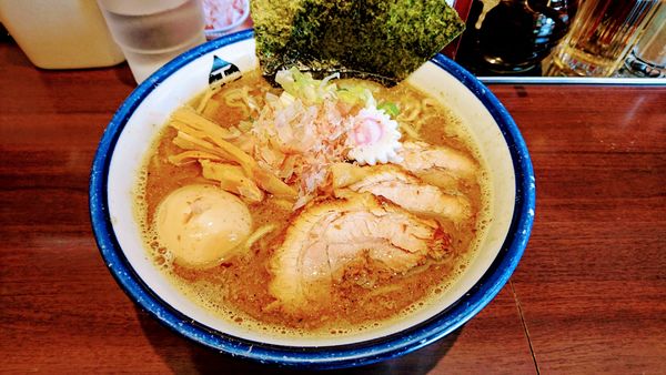 「特製中華そば(中)」@つけめん 玉 本店の写真