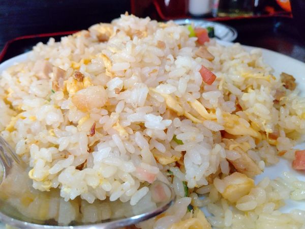 「#ラーメンセット #豚骨ラーメン #炒飯 #唐揚げ #730」@台湾料理 鴻翔 粟田店の写真