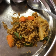 ルシ インドビリヤニの画像