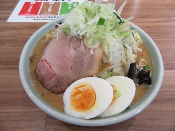 「味噌タンメン・全部（１１００円）」@飯村製作所の写真