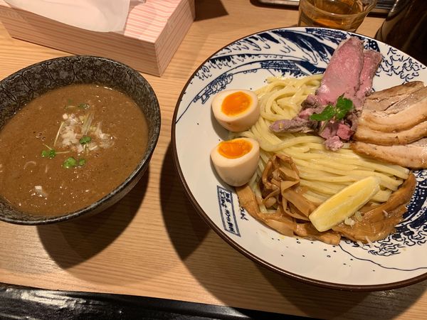 「煮干しつけ麺」@自家製麺 MENSHO TOKYOの写真