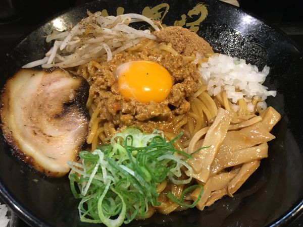 「肉まぜそば(大盛)＋豚めし」@次男坊 THE SECOND 三鷹店の写真