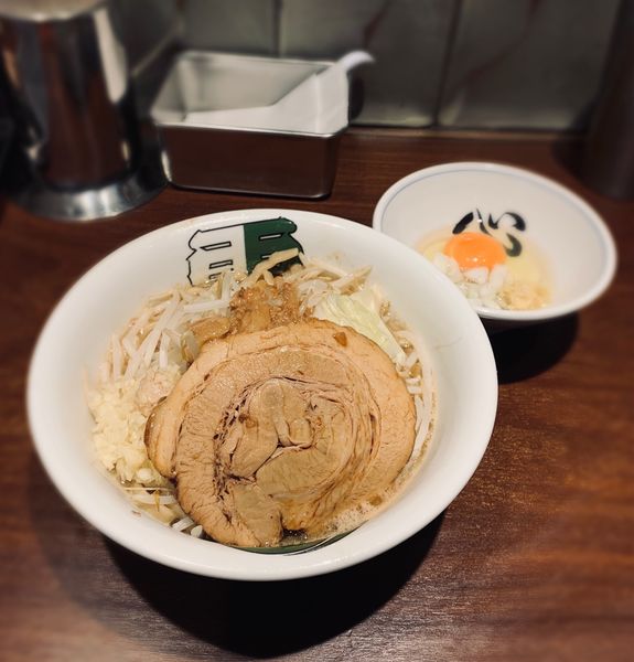 「雷そば（ミニ・ニンニク￥900）　他」@ラーメン 雷 東京本丸店の写真