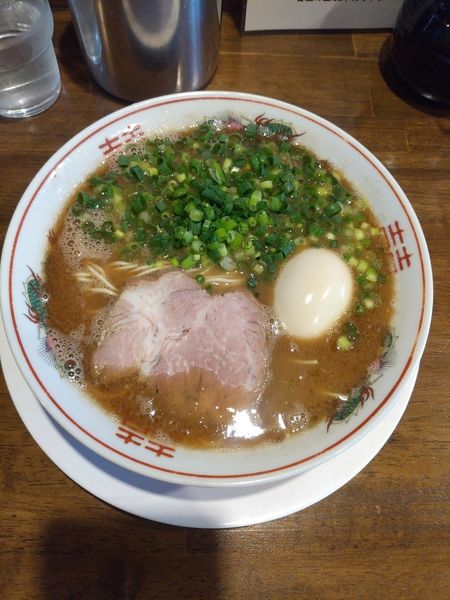 「鰹豚骨ﾗｰﾒﾝ(ﾊﾞﾘｶﾀ)+味玉+替玉 ｷｸﾗｹﾞ抜き」@ラーメン池田の写真