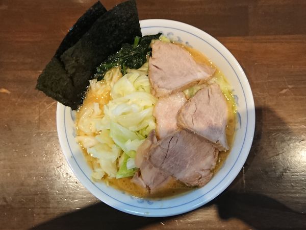 「キャベツチャーシューメン」@横浜家系ラーメン 中島家の写真
