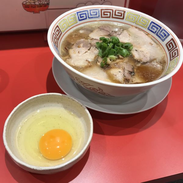 「中華そばポーク（￥850）＋生玉子（￥100）」@カドヤ食堂 クリスタ長堀店の写真