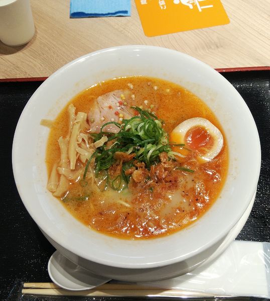 「濃厚海老塩らぁめん 980円＋税」@らぁめん香房 登里勝 長島店の写真