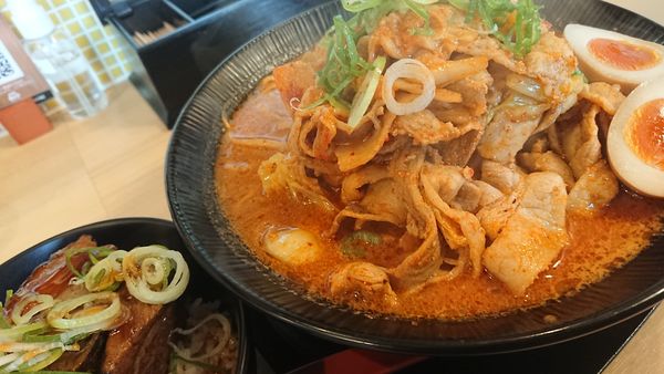 「豚キムチ味噌らーめん」@味噌屋蔵之介 東松山店の写真