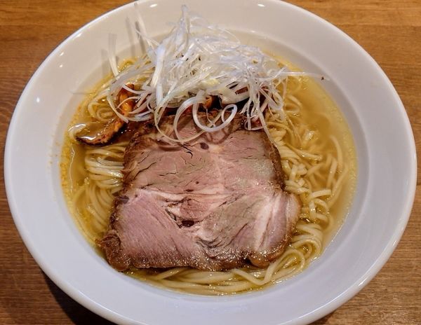 「豚鶏ピリ辛きのこ(塩)【日替】」@ブーランジェリー ルージュ ロワイヤルの写真