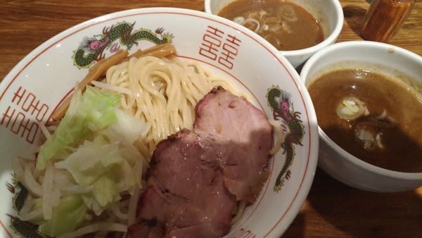 「2色つけ麺（辛味噌と海老醤油）」@神保町 可以の写真